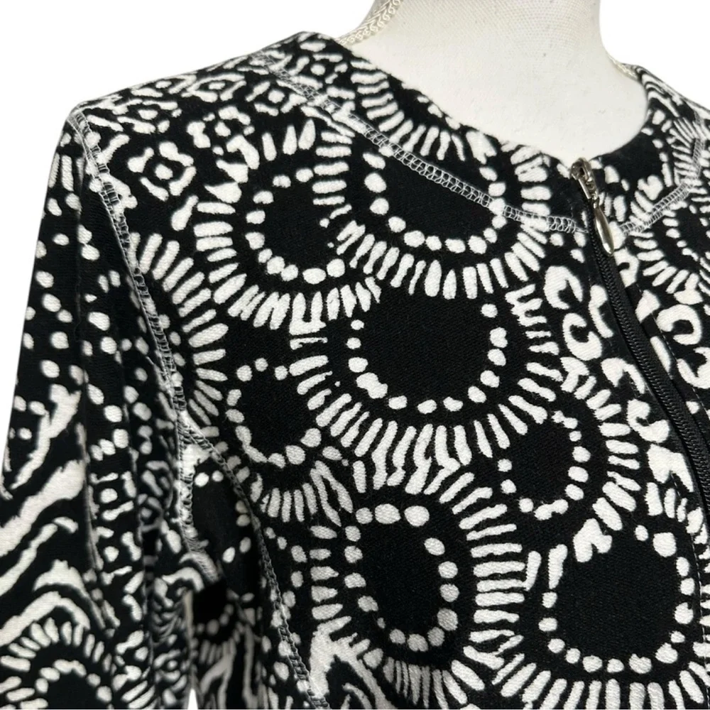 ONQUE CASUALS / Black & White Cardigan / Small / Preppy Bohemian Office Retro